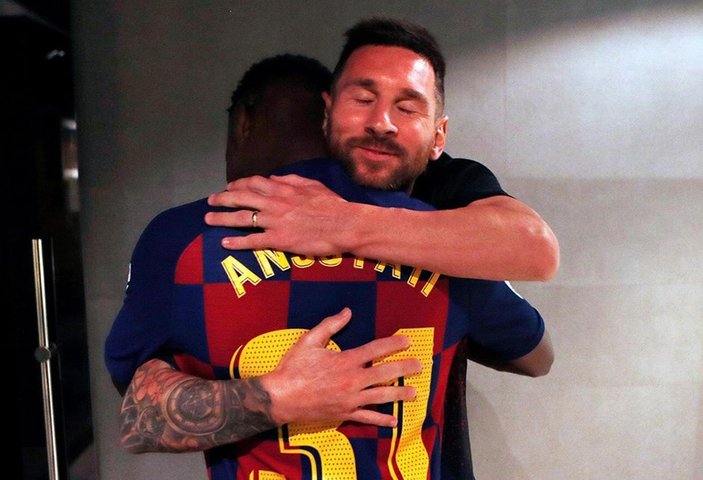 Tarihe geçen Ansu'ya ilk tebrik Messi'den