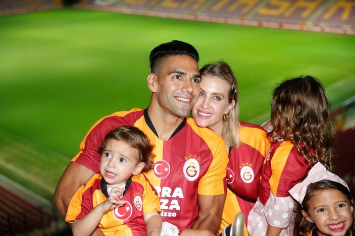 Galatasaray, Falcao transferinin detaylarını açıkladı