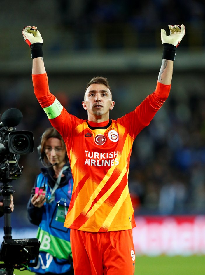 Donk: Muslera alev aldı