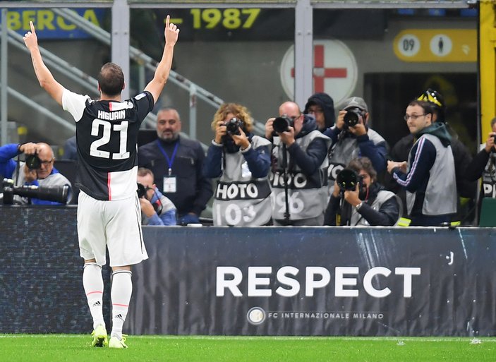 Juventus, Inter'in 6 maçlık serisine son verdi