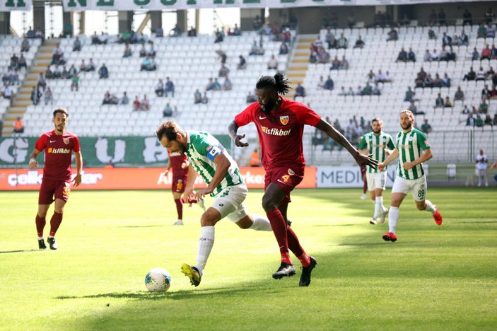 Kayserispor'da 4 oyuncu kadro dışı bırakıldı