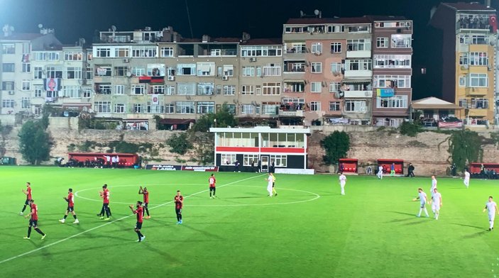 Teknik direktör Erkan Zengin, 2 golle maçı kazandırdı