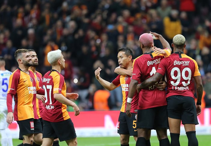 Galatasaray, Ç.Rize'yi zorlanmadan yendi
