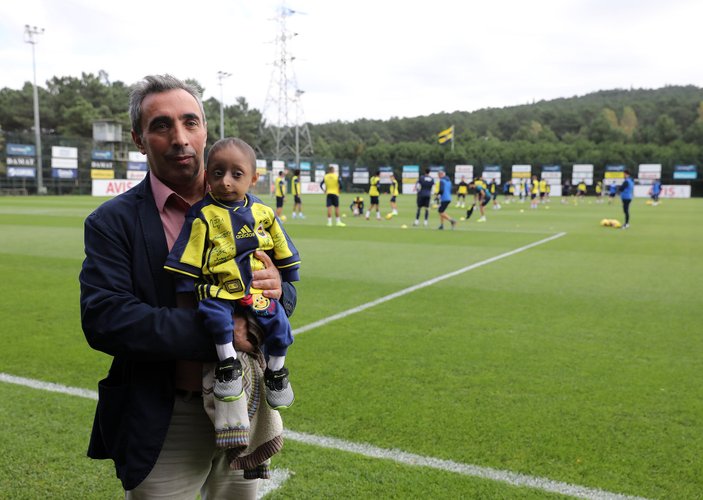 İlker Bayrak, Fenerbahçe'yi ziyaret etti