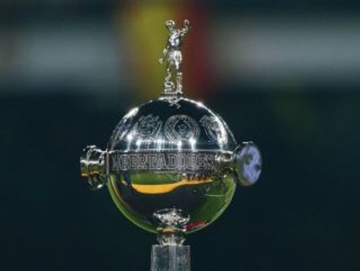 Libertadores Kupası finalinin Peru'ya alındı
