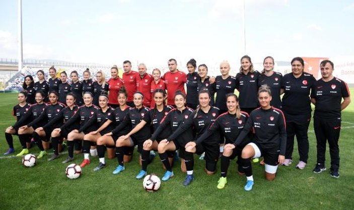 A Milli Kadın Futbol Takımı: İlgi bekliyoruz