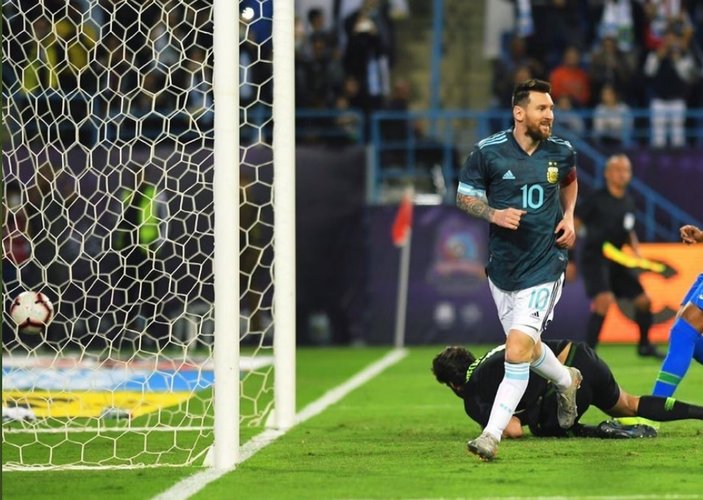 Messi attı, Arjantin kazandı