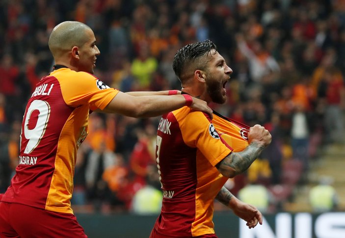 Galatasaray son dakikada yıkıldı
