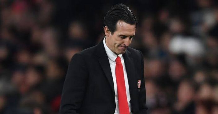 Arsenal, Emery'nin işine son verdi