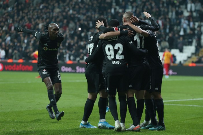 Beşiktaş, Kayserispor'u rahat yendi