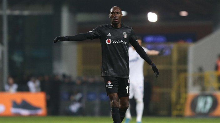 Atiba Hutchinson Süper Lig'de pas rekoru kırdı