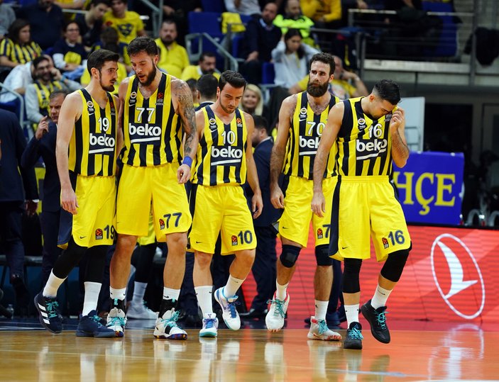 Anadolu Efes deplasmanda Fenerbahçe'yi mağlup etti