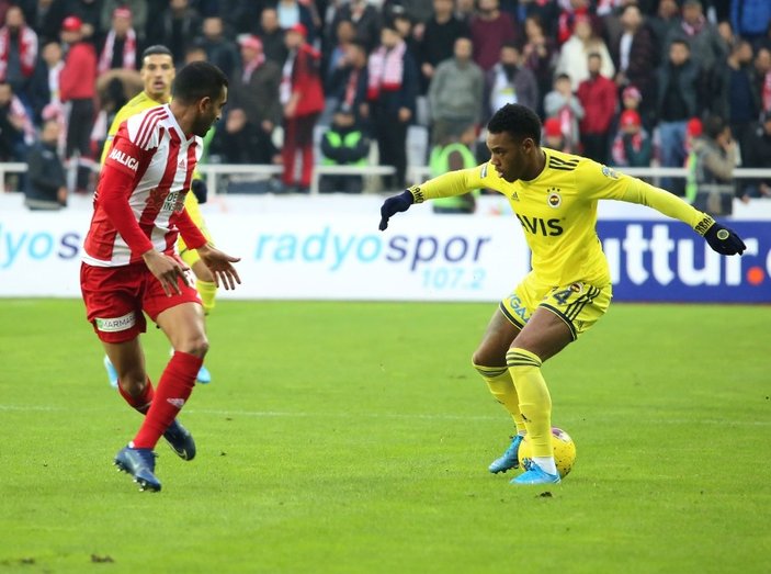 Fenerbahçe Sivas'ta kayıpları oynadı