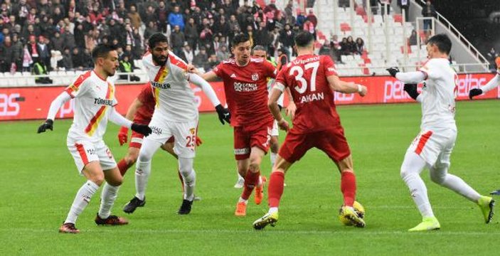 Sivasspor tek golle 3 puanı aldı