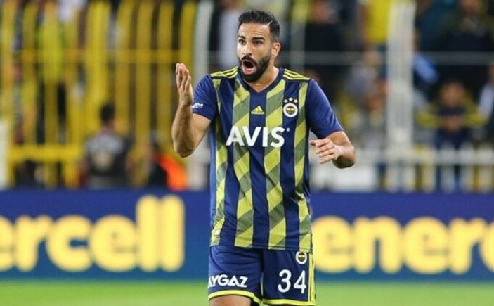 Adil Rami, Fenerbahçe'den ayrılmak istiyor