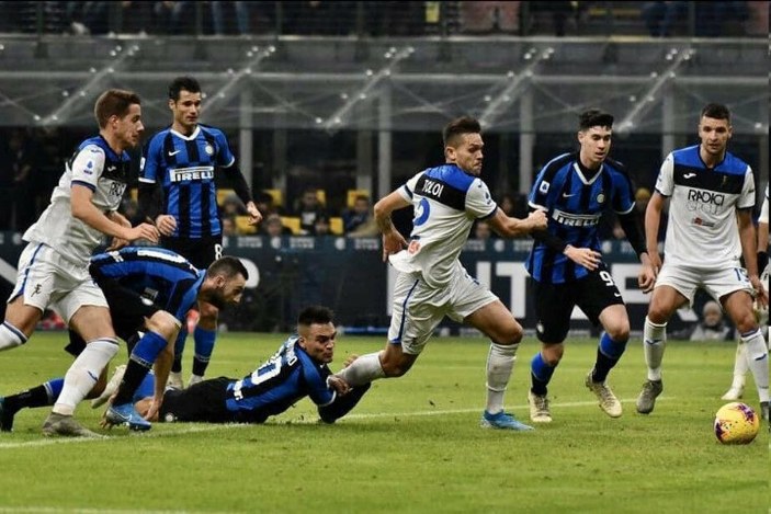 Inter-Atalanta maçında tartışmalı VAR kararı