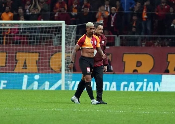 Galatasaray'a derbi öncesi Lemina şoku
