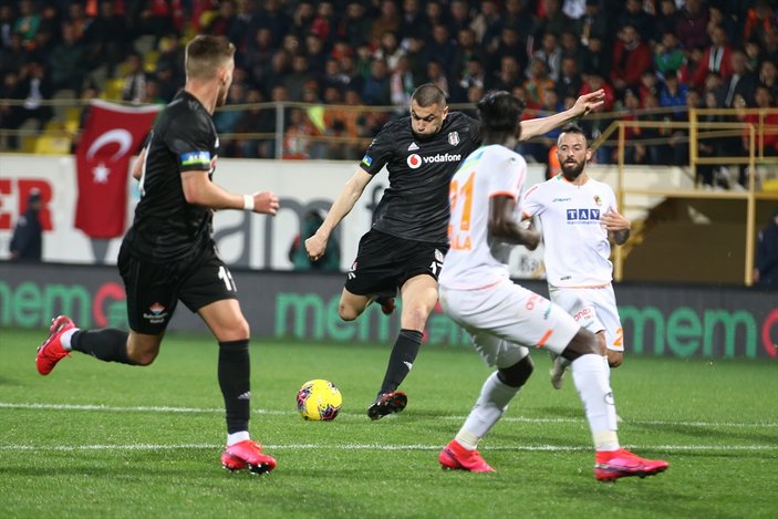 Beşiktaş, Alanya'da Burak'la kazandı