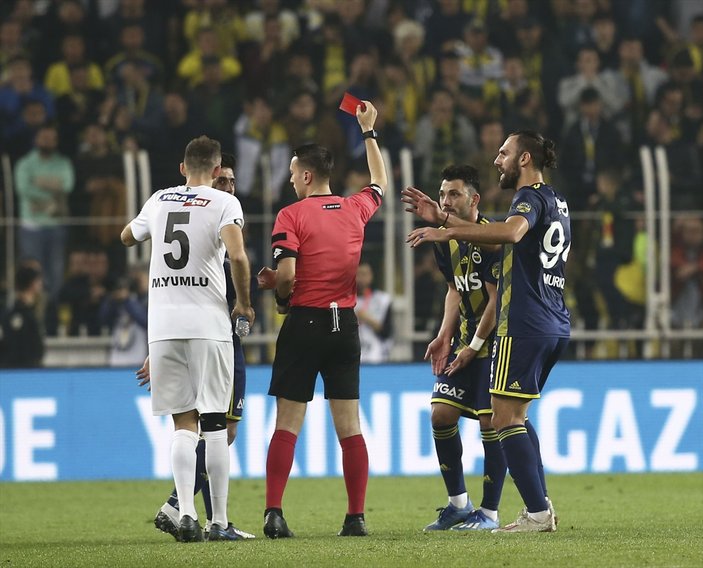 Fenerbahçe, sahasında Denizlispor ile berabere kaldı