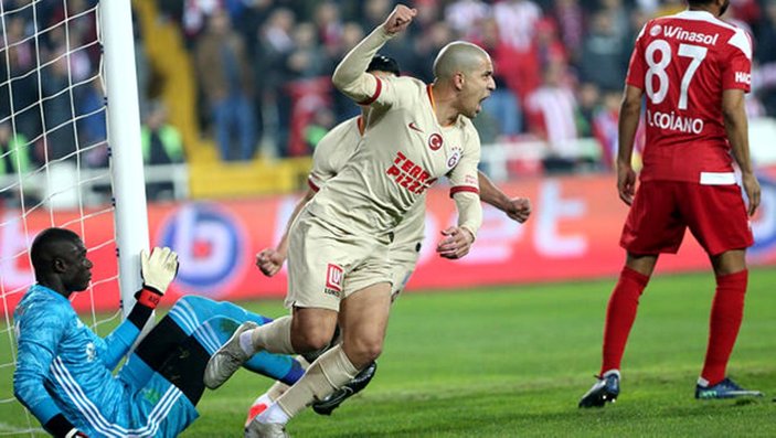 Galatasaray'da Feghouli, ikinci yarılarda açılıyor