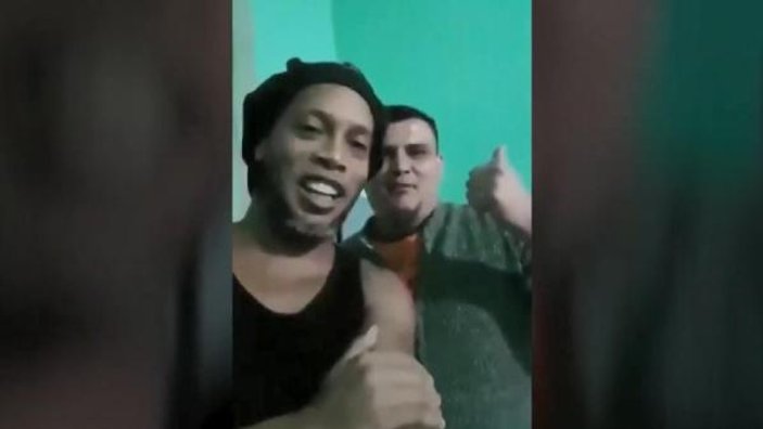 Ronaldinho'dan hapishanede ailesine videolu mesaj