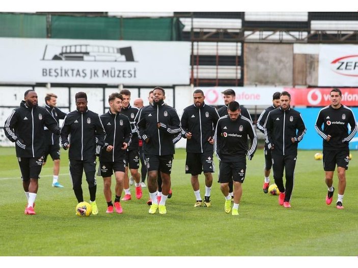 Beşiktaş'ta yabancılar antrenman talebini geri çevirdi