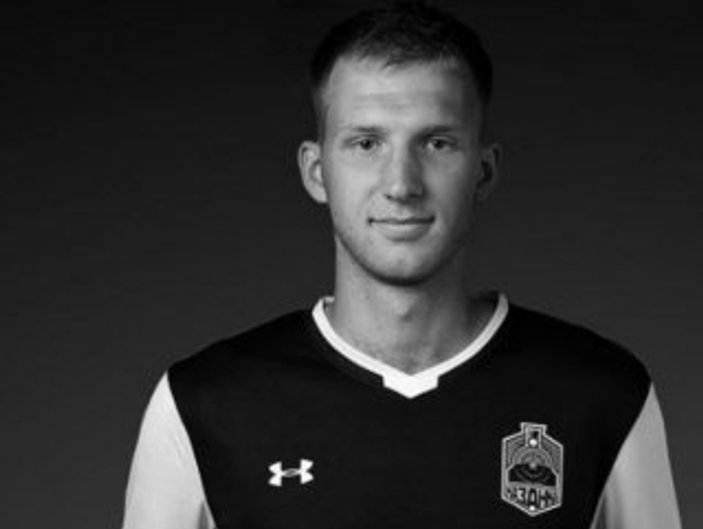 Rus futbolcu Samokhvalov idmanda hayatını kaybetti