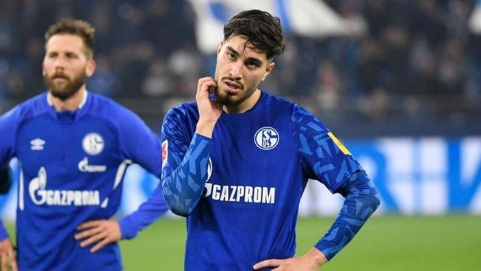 Schalke'de Suat Serdar sezonu kapattı