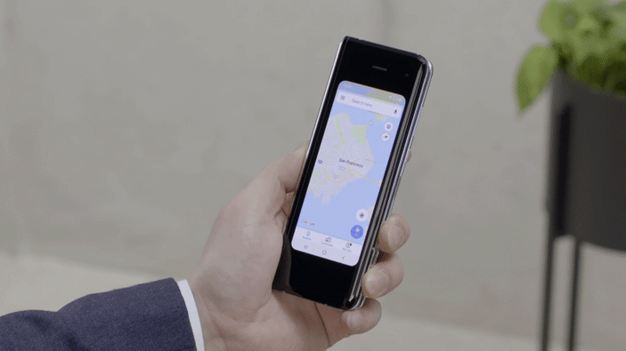 Samsung'un yeni katlanabilir telefonu ilk defa görüntülendi