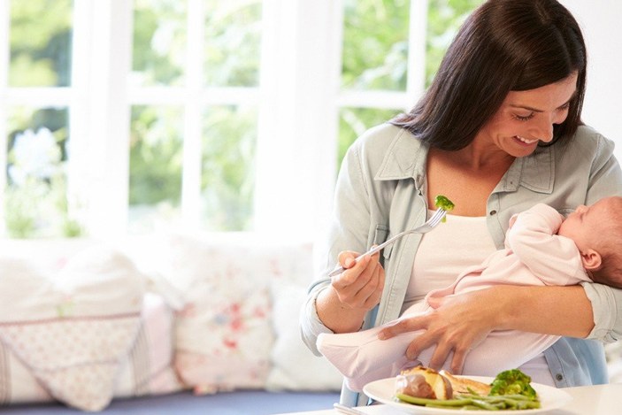 Emziren annelere sağlıklı beslenme tavsiyeleri