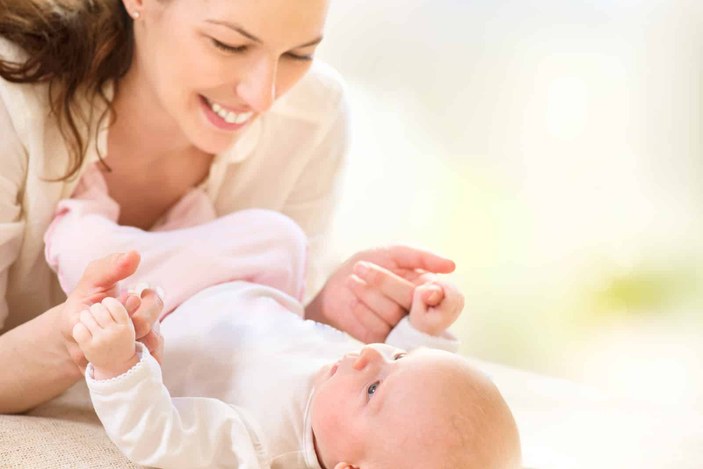 Yenidoğan bebeğinizi anlamanızı sağlayacak 5 davranış