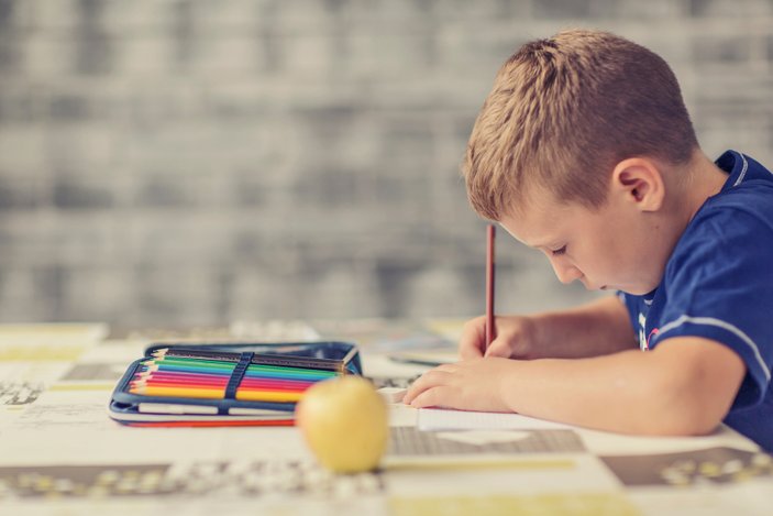 Çocuğunuz için ödev planı oluşturmanın 6 yolu