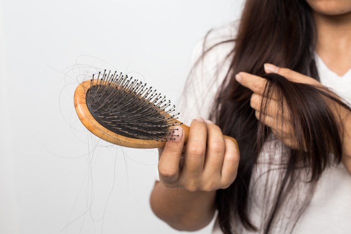 Saç dökülmesi kök hücre yöntemiyle önlenebiliyor