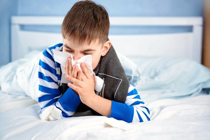 Ailelere çocuklarınıza grip aşısı yaptırın önerisi