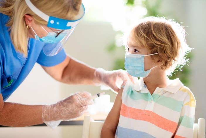 Ailelere çocuklarınıza grip aşısı yaptırın önerisi