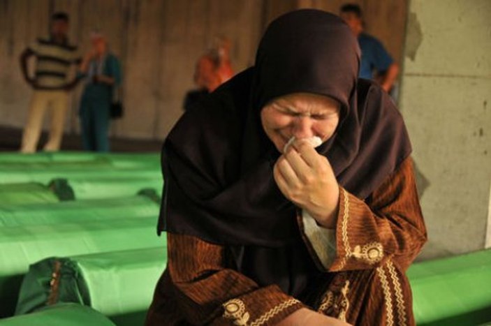 Srebrenitsa soykırımının 16. yılı