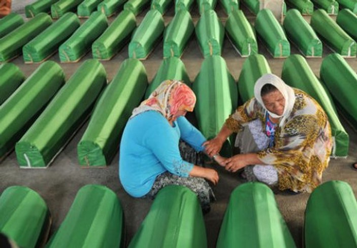 Srebrenitsa soykırımının 16. yılı