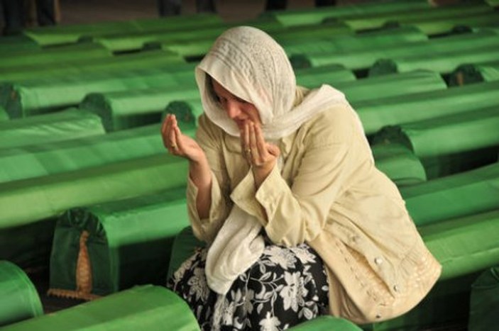 Srebrenitsa soykırımının 16. yılı