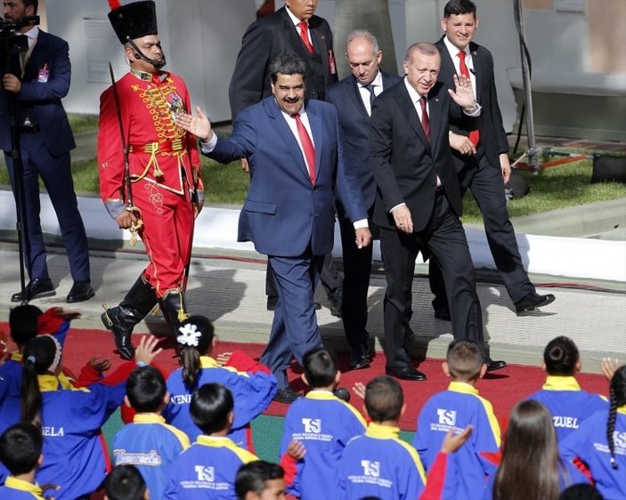 Venezuela'da Başkan Erdoğan'a korolu sürpriz