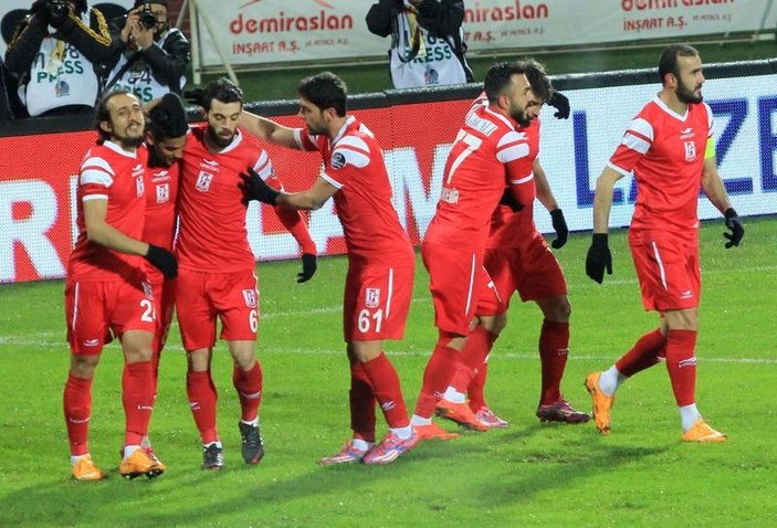 Belıkesirspor - Trabzonspor maçından kareler