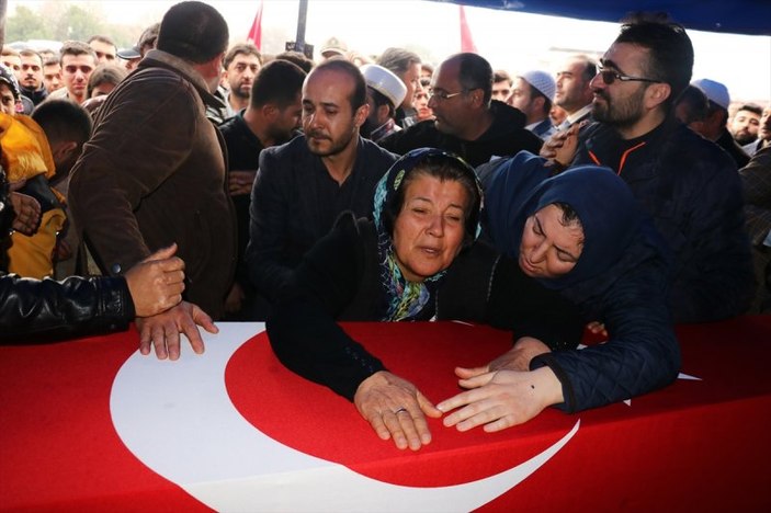 Şehitlerimizi uğurluyoruz