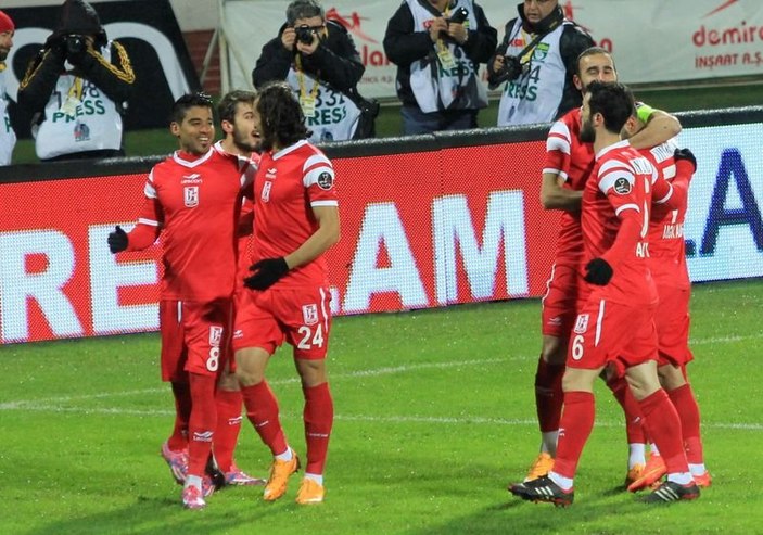 Belıkesirspor - Trabzonspor maçından kareler