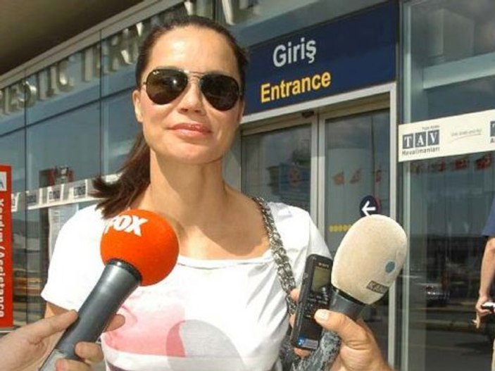 Ebru Şallı tatile çıktı