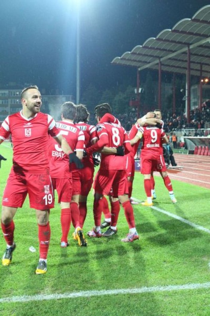Belıkesirspor - Trabzonspor maçından kareler