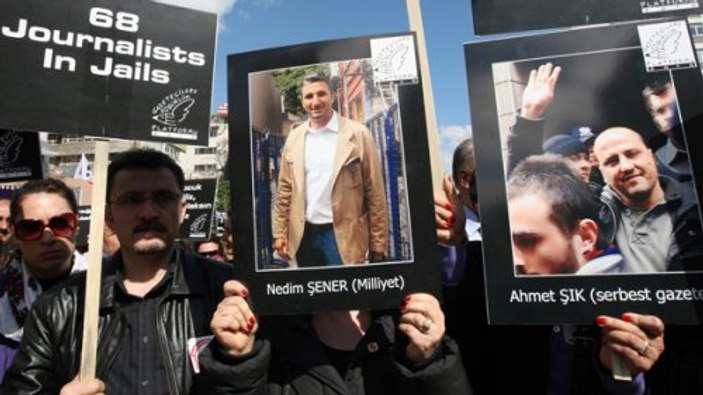 Economist'ten Ankara'yı kızdıranlar albümü