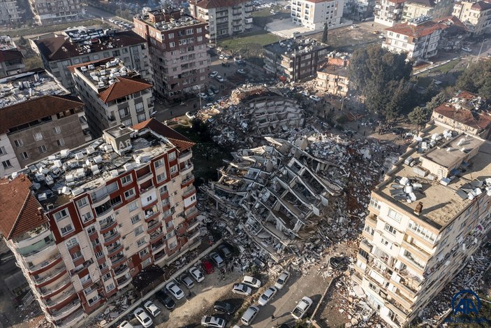 Fotoğrafla Maraş depremi öncesi ve sonrası