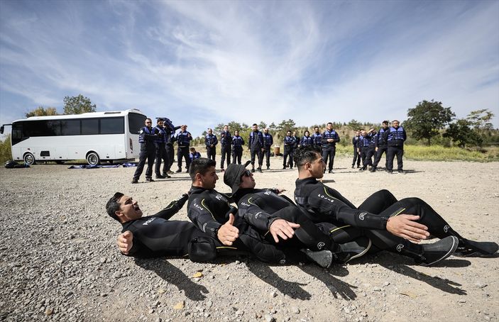 Anadolu Ajansı ve Polis Akademi'sinin ortak çalışması! Savaş Muhabirliği Eğitimi...