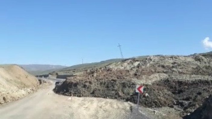 Erzurum'da Palandöken yolunda heyelan