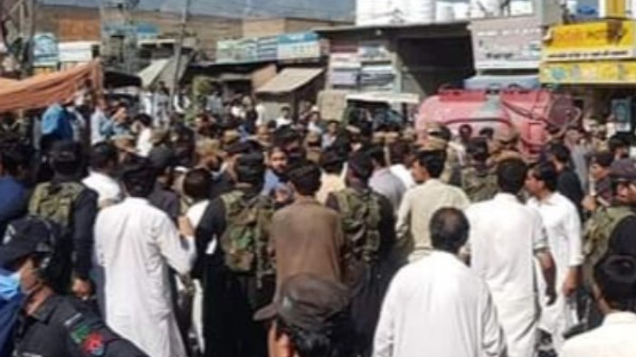 Pakistan'da pazar yerinde patlama