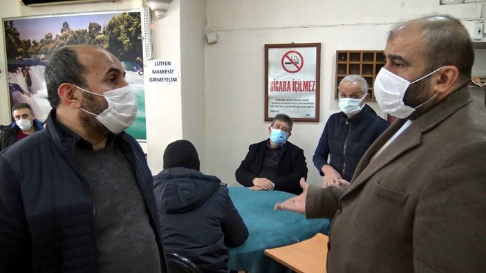 Avcılar'da kahvehanede oyun oynayanlara ceza yazıldı